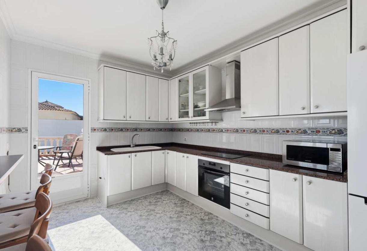 Sale · detached house · Oltamar