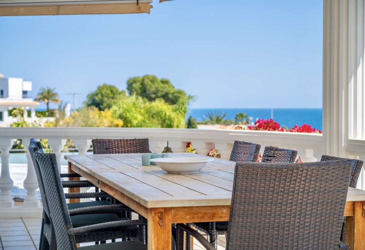 Resale · detached house · Les Bassetes