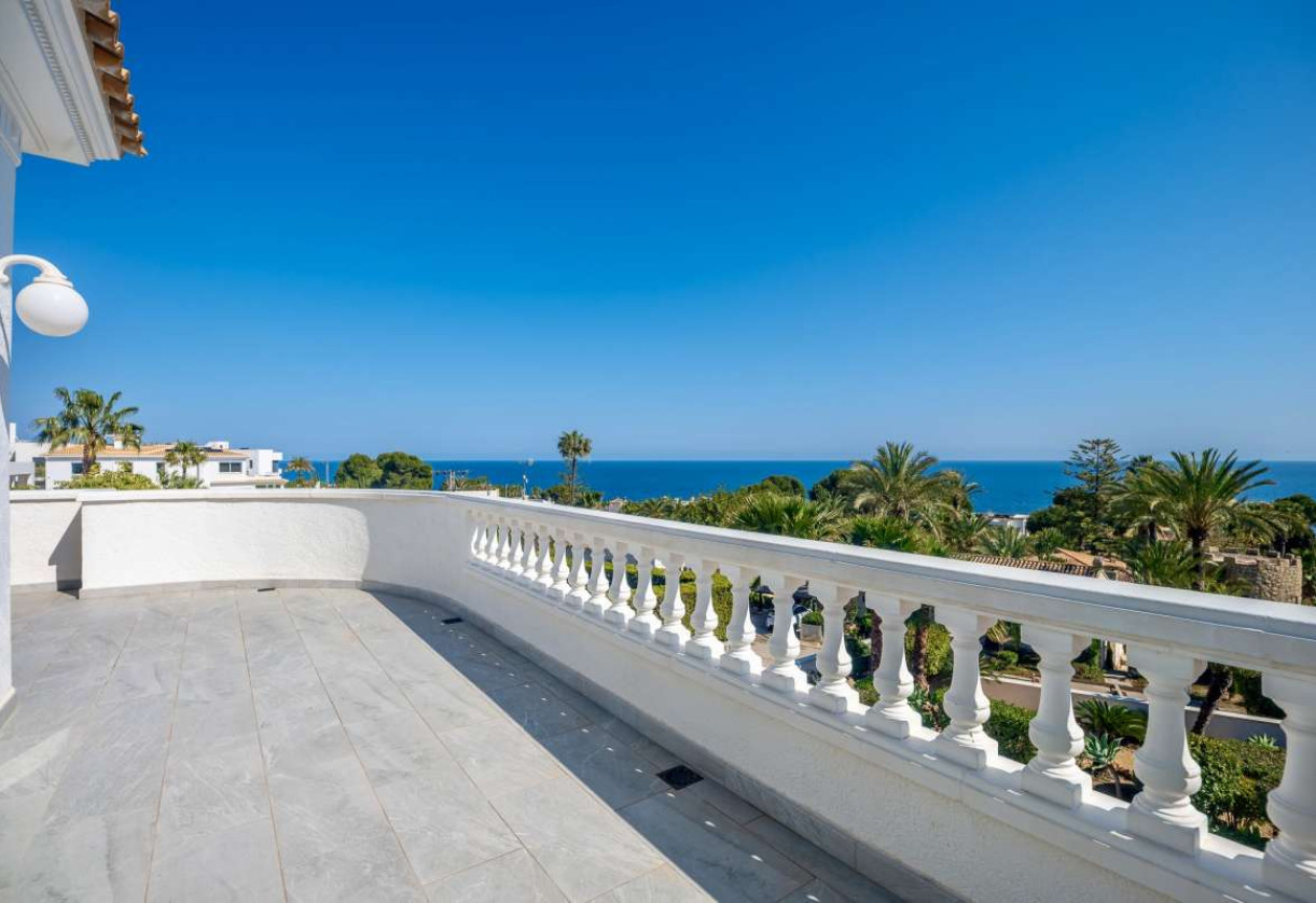 Resale · detached house · Les Bassetes