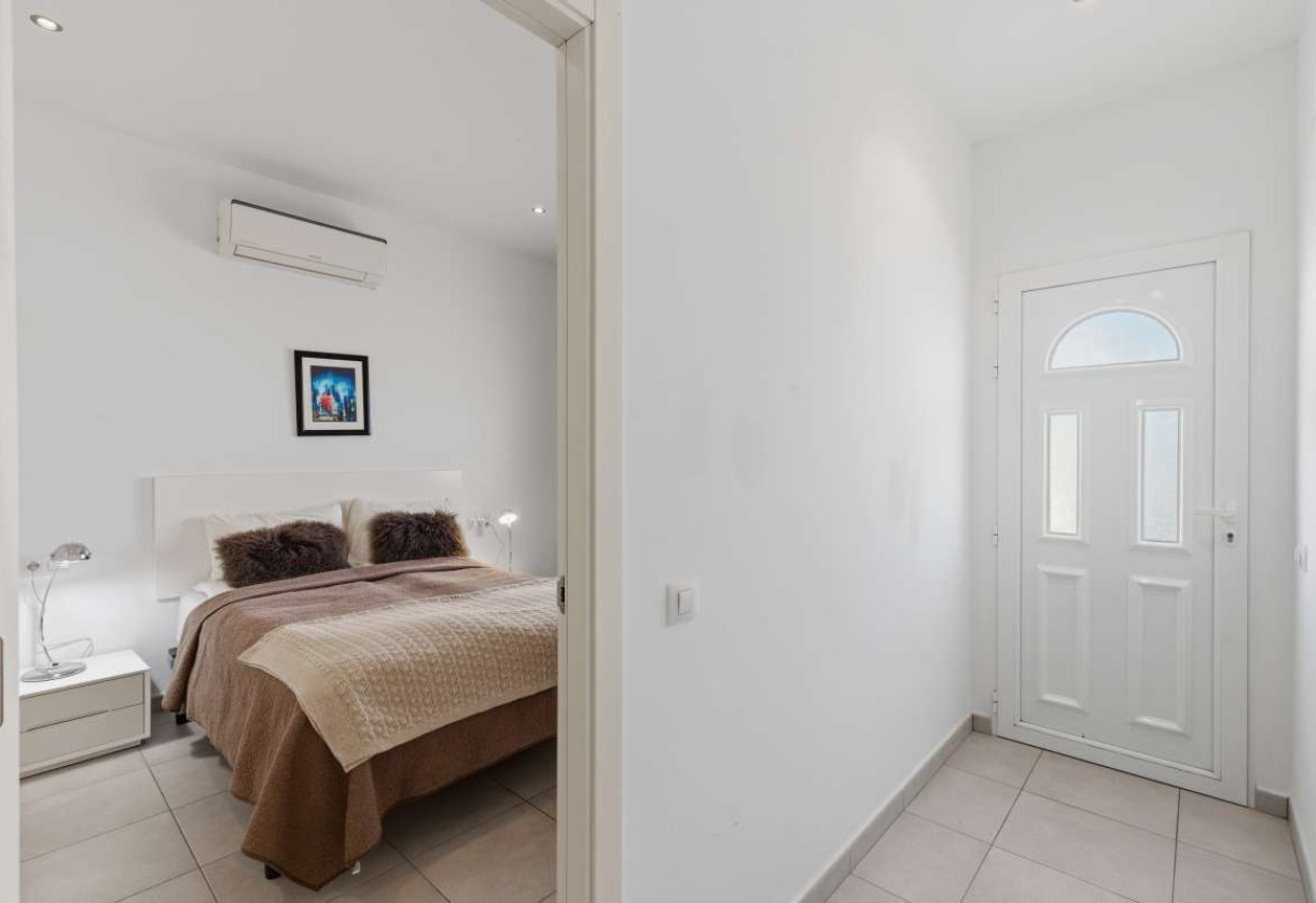 Resale · detached house · Les Bassetes