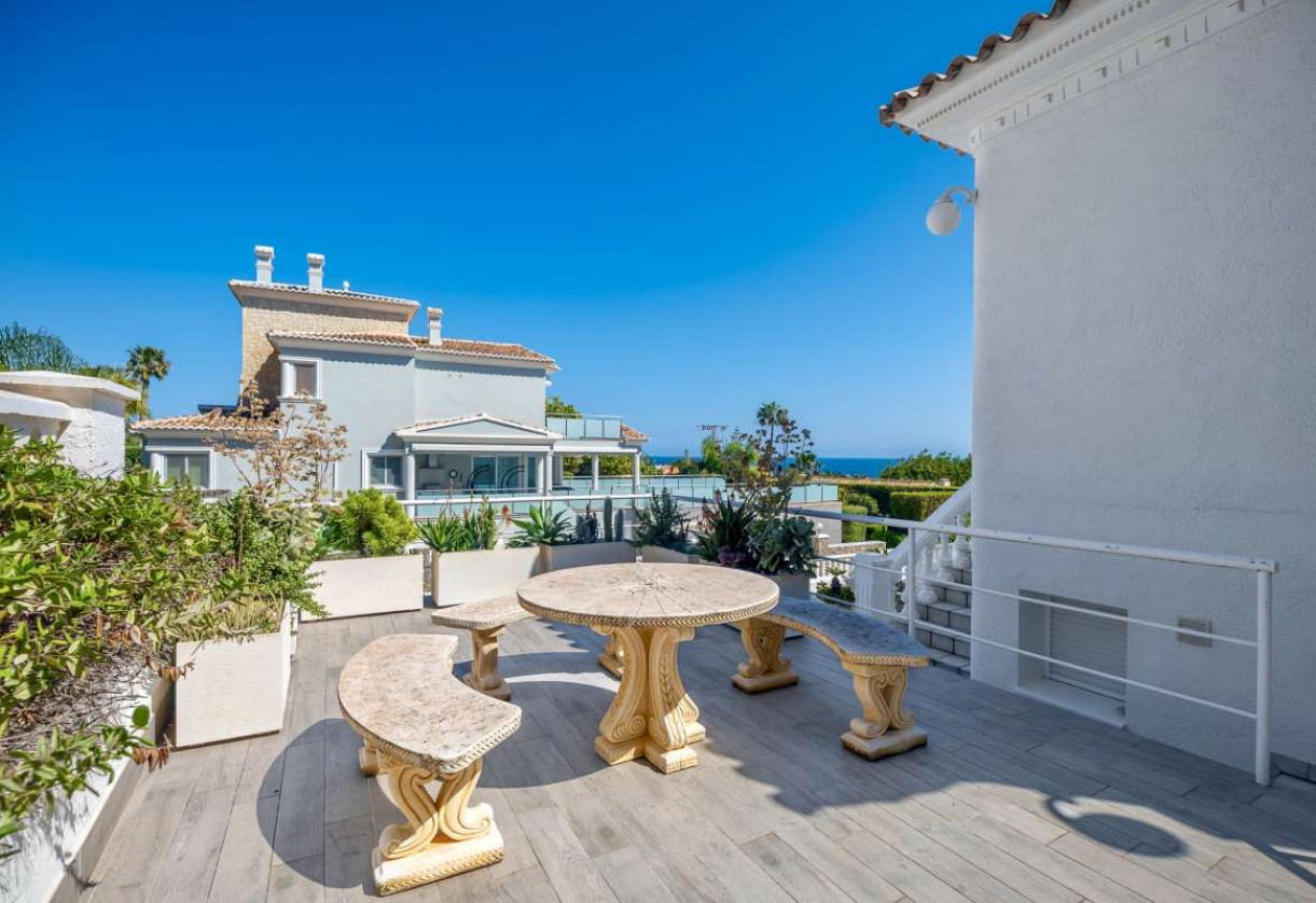 Resale · detached house · Les Bassetes