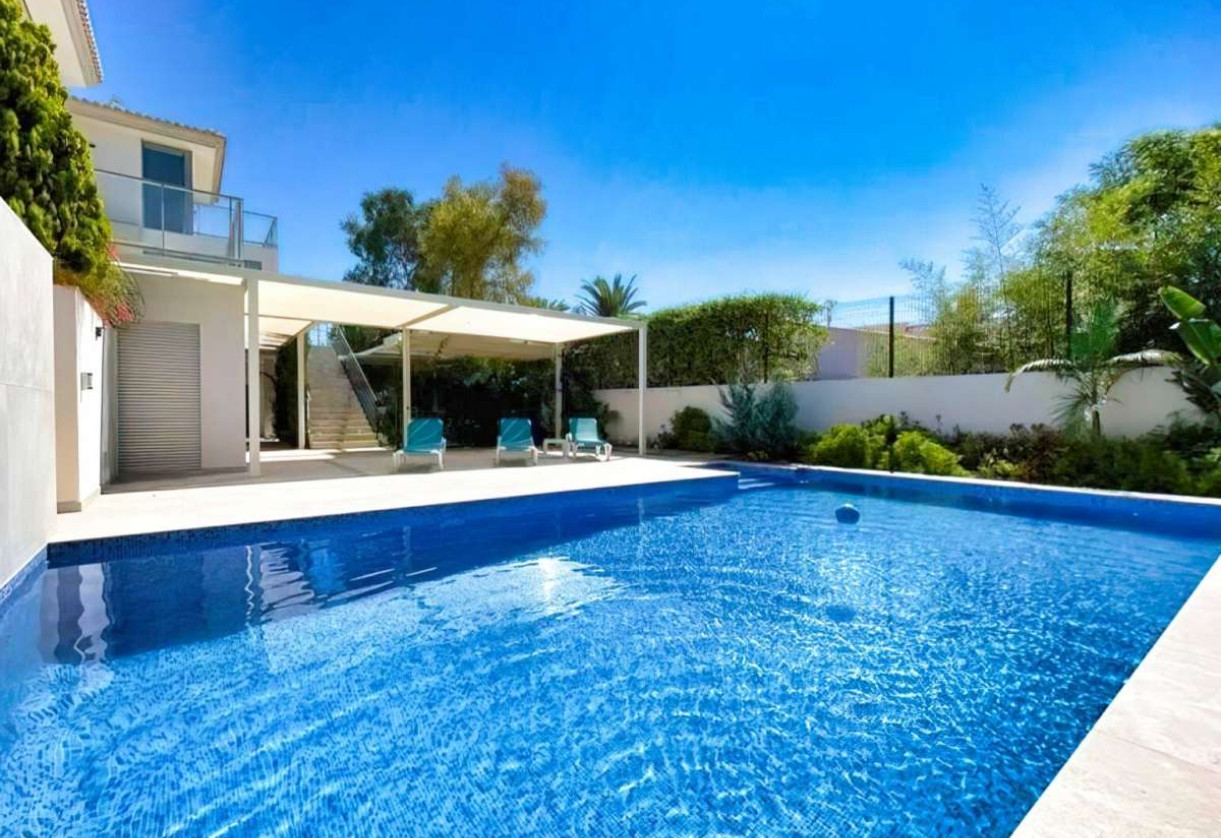 Sale · detached house · Les Bassetes