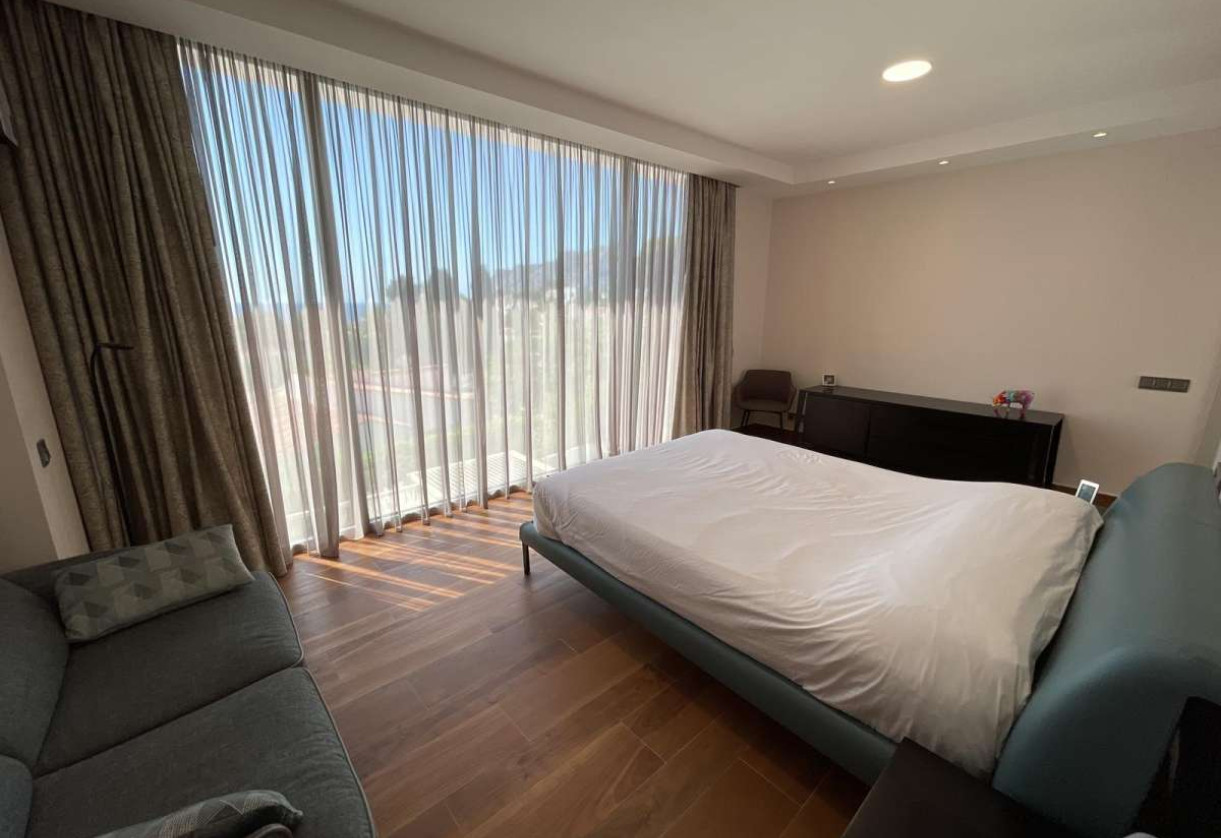 Sale · detached house · Les Bassetes