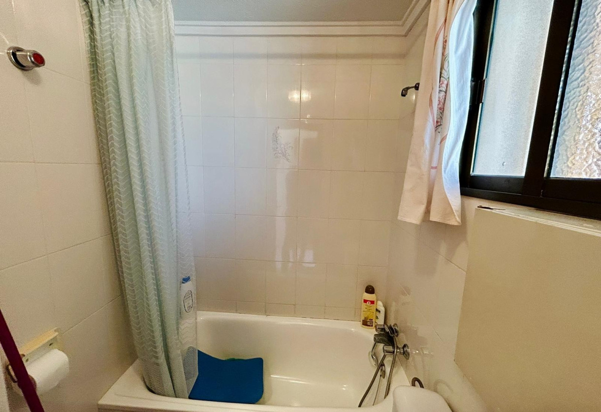 Resale · studio apartment · El Chaparral