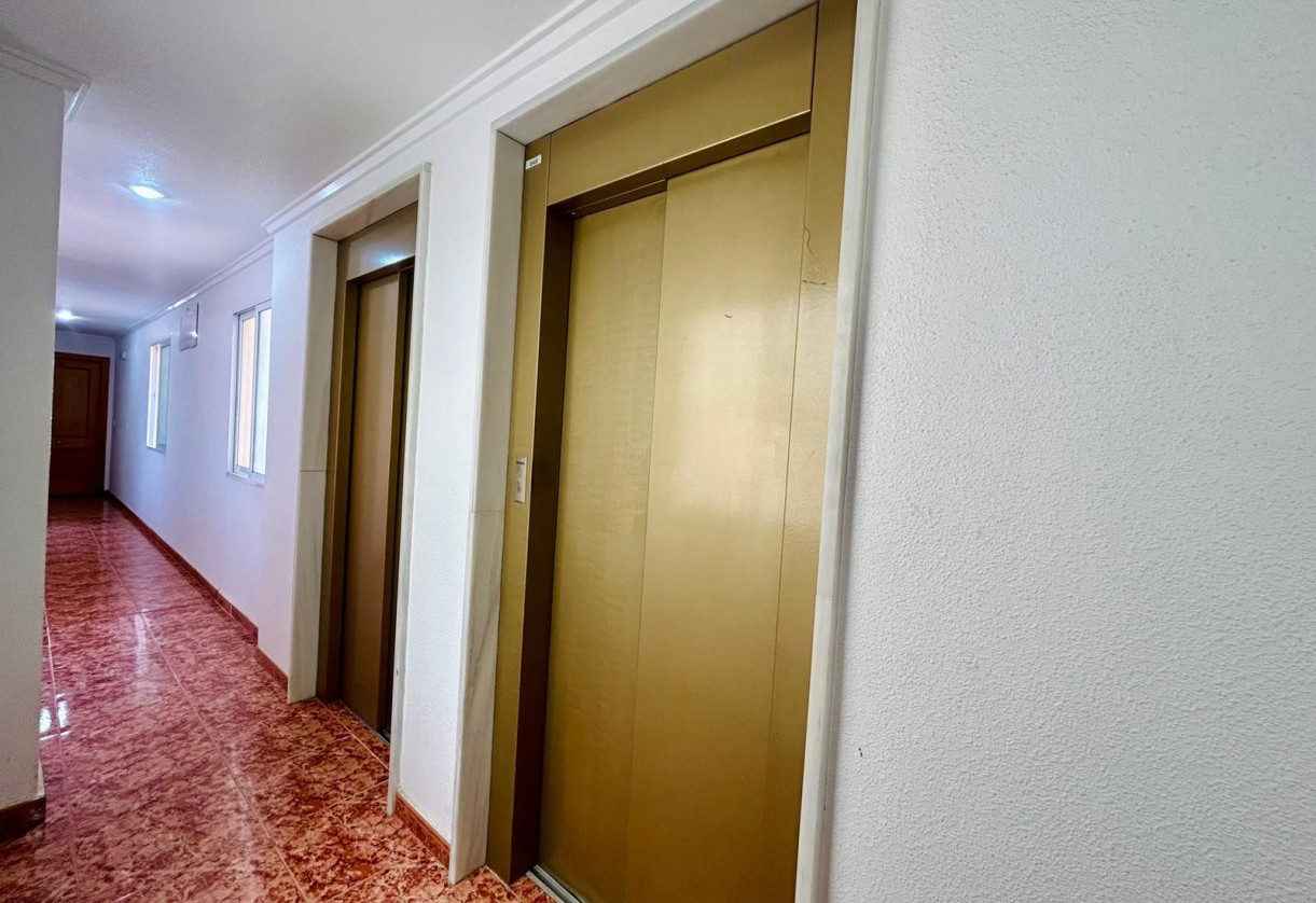 Rynek wtórny · Apartment · Torrevieja