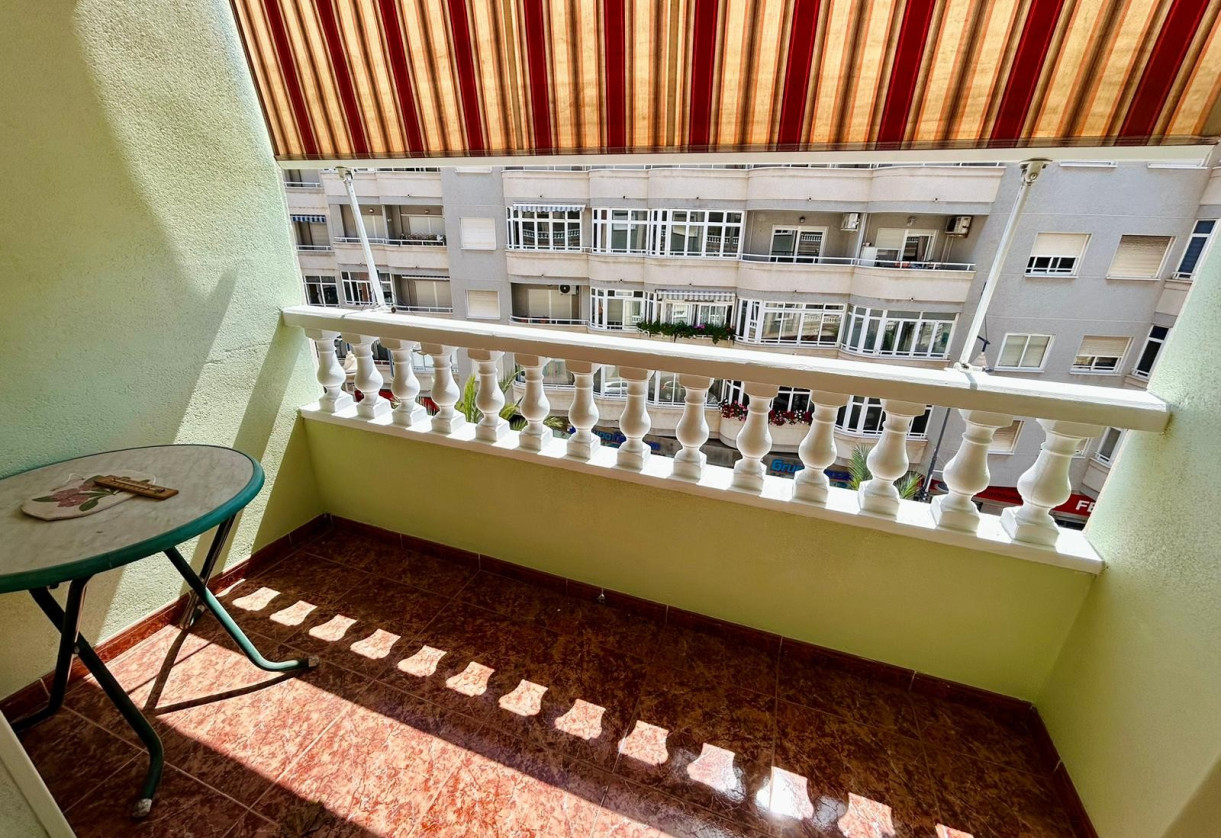 Rynek wtórny · Apartment · Torrevieja