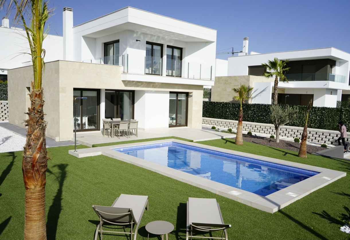 New Build · Villas · Orihuela