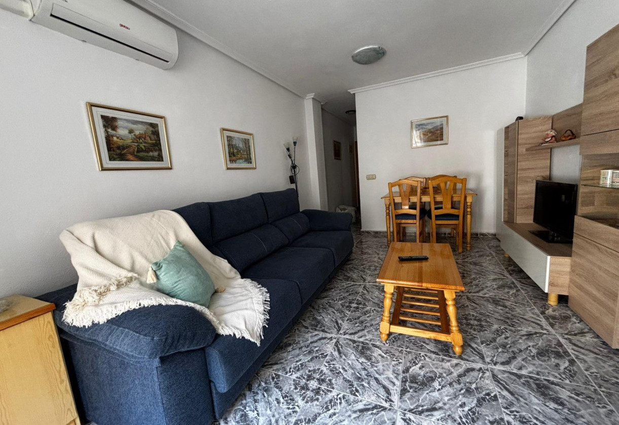 Rynek wtórny · Apartment · Torrevieja · Playa del cura