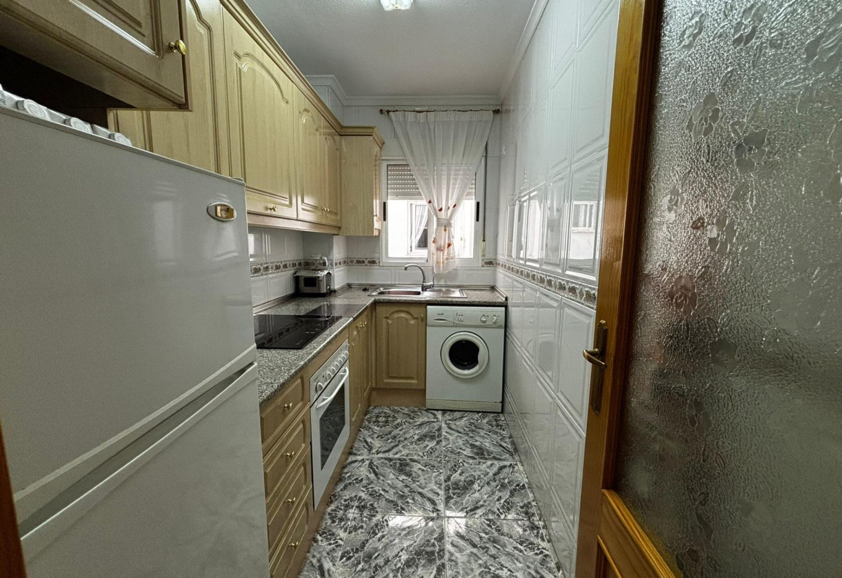 Rynek wtórny · Apartment · Torrevieja · Playa del cura
