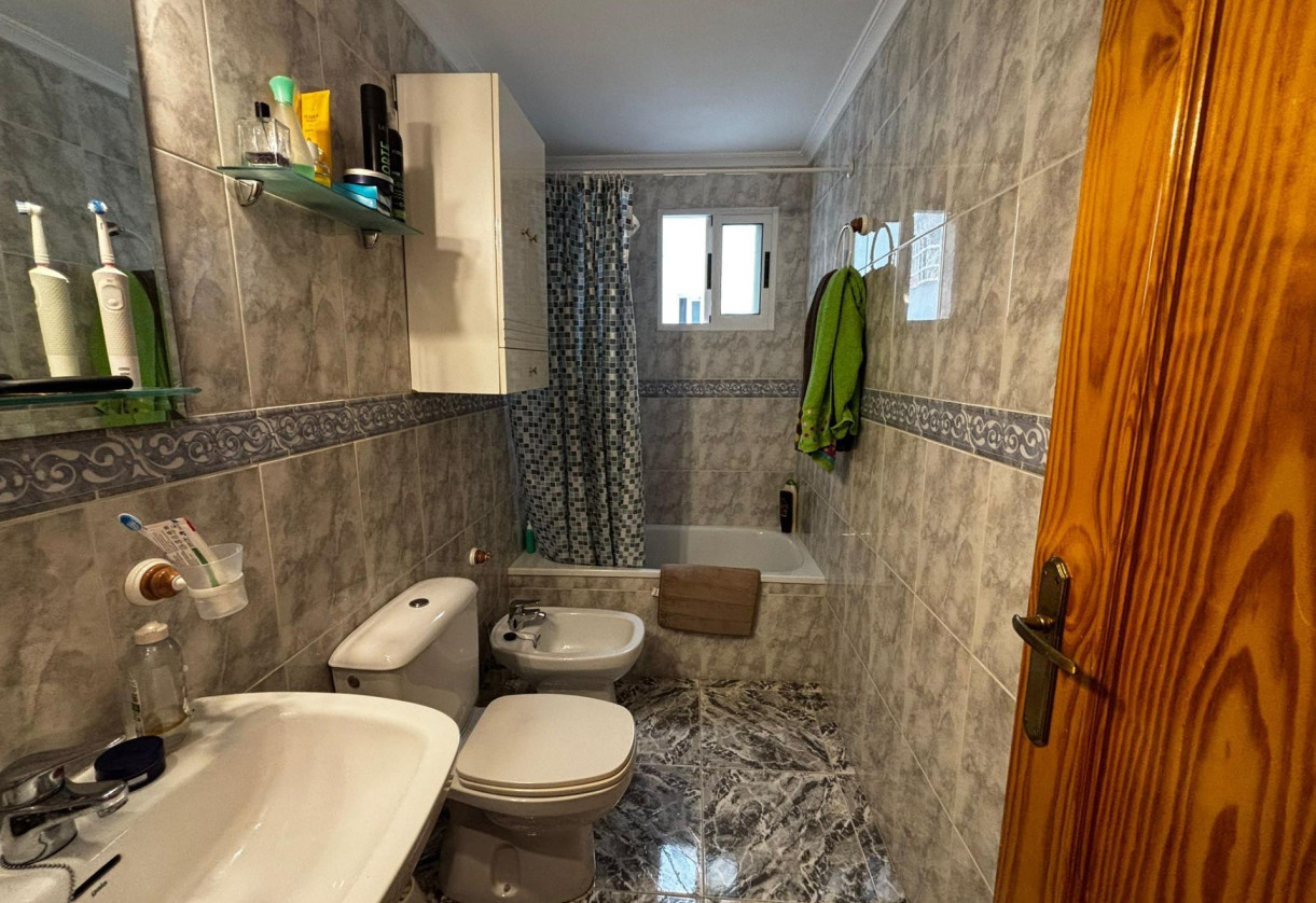 Rynek wtórny · Apartment · Torrevieja · Playa del cura