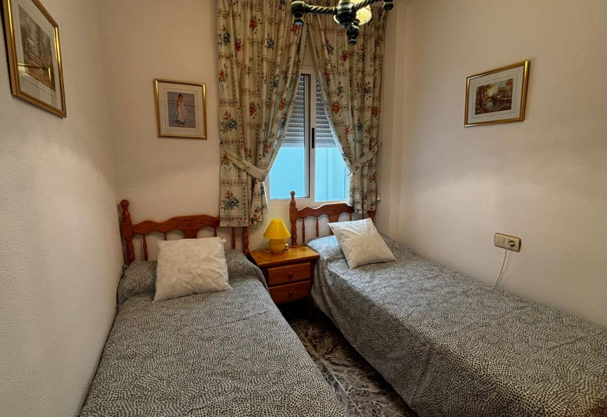 Rynek wtórny · Apartment · Torrevieja · Playa del cura