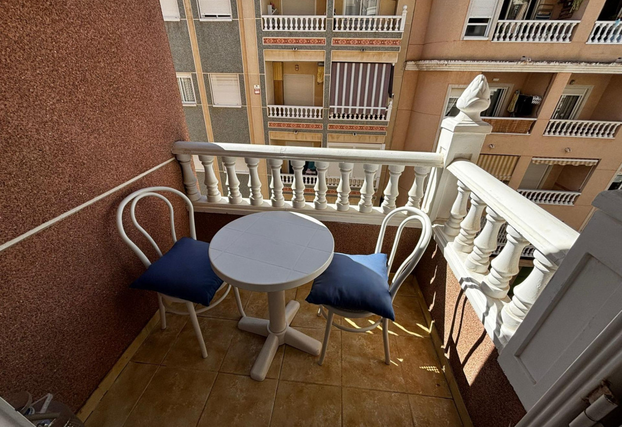 Rynek wtórny · Apartment · Torrevieja · Playa del cura