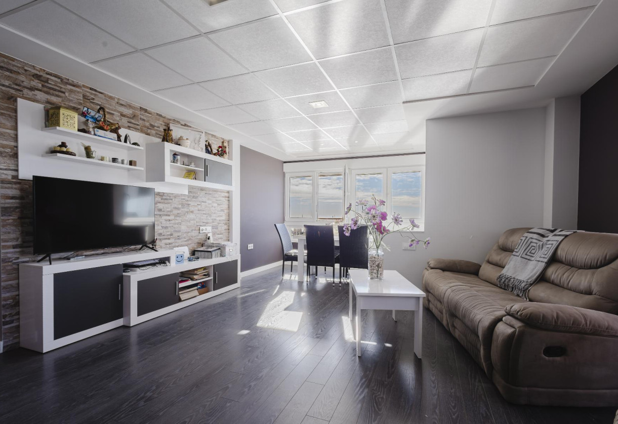 Rynek wtórny · APARTAMENTO · Torrevieja · Playa del Acequión