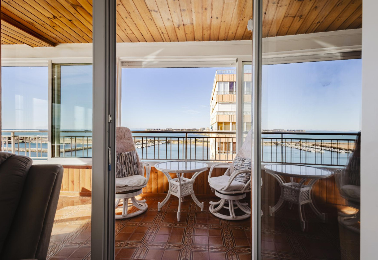 Rynek wtórny · APARTAMENTO · Torrevieja · Playa del Acequión