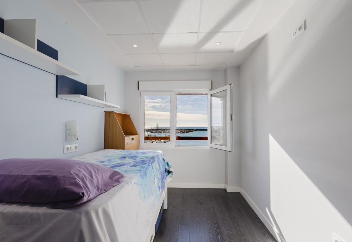 Rynek wtórny · APARTAMENTO · Torrevieja · Playa del Acequión