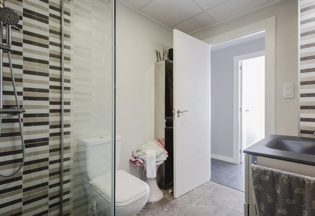 Rynek wtórny · APARTAMENTO · Torrevieja · Playa del Acequión