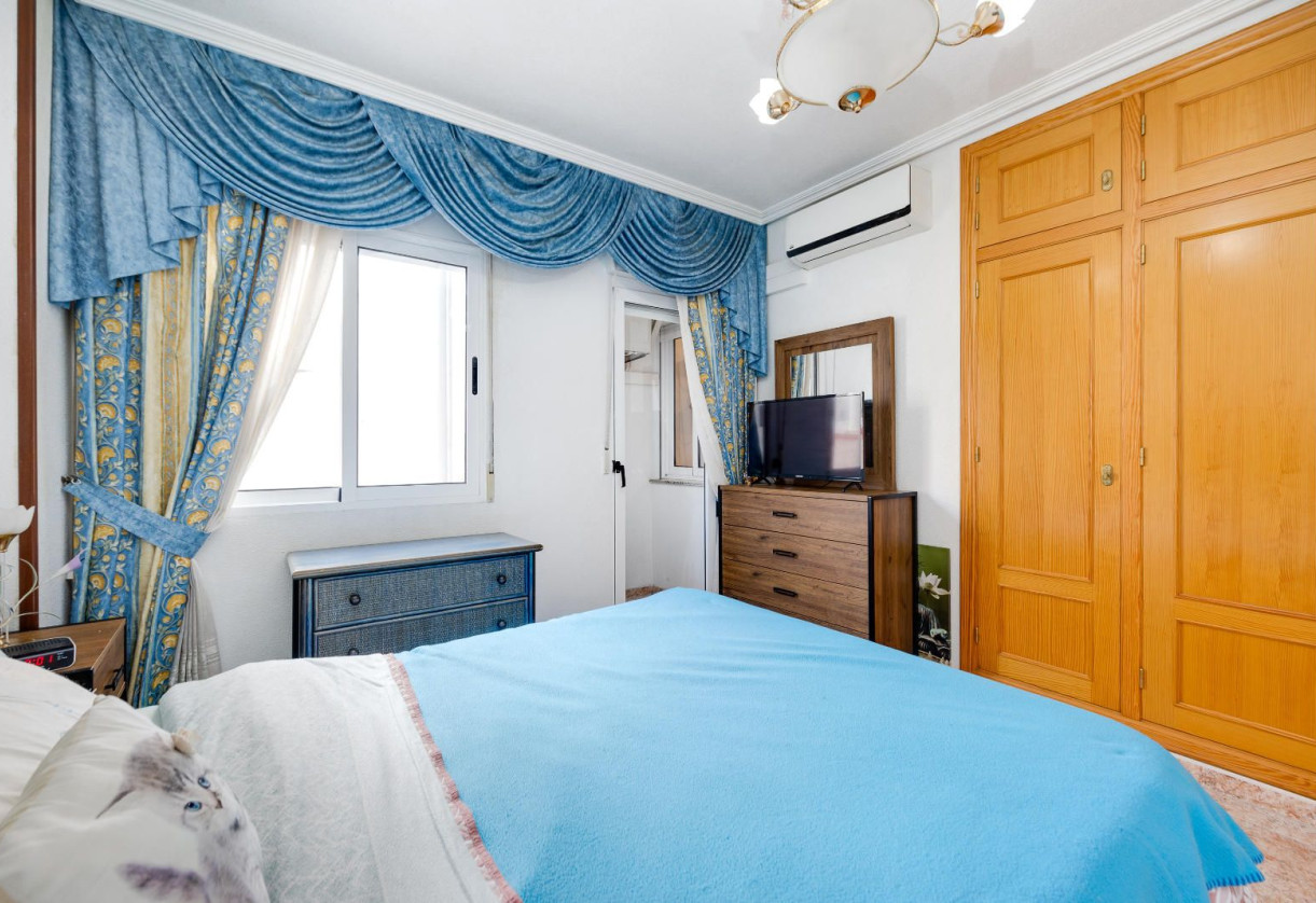 Resale · Apartment · Torrevieja · Puerto deportivo marina salinas