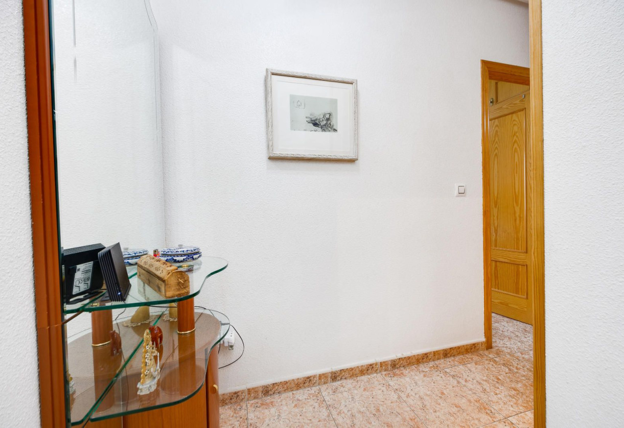 Resale · Apartment · Torrevieja · Puerto deportivo marina salinas