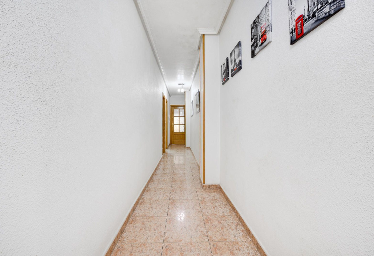 Resale · Apartment · Torrevieja · Puerto deportivo marina salinas