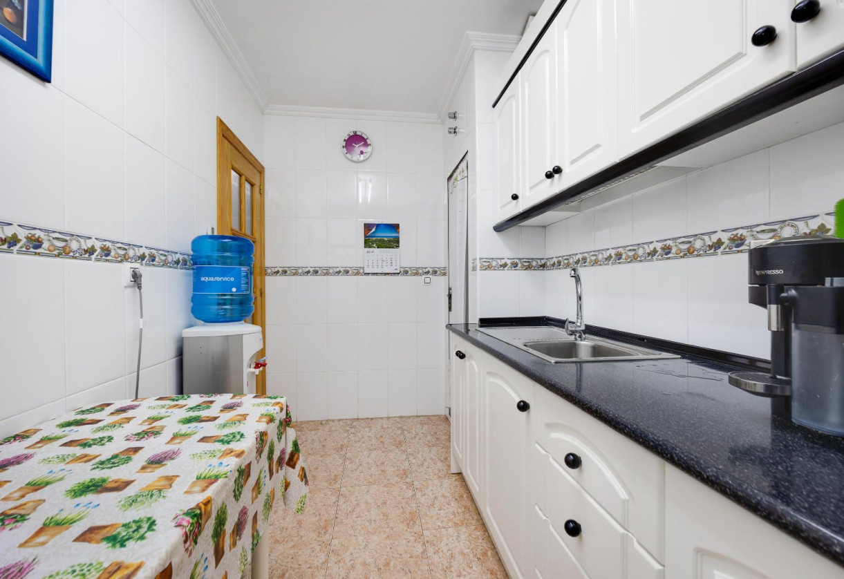 Resale · Apartment · Torrevieja · Puerto deportivo marina salinas