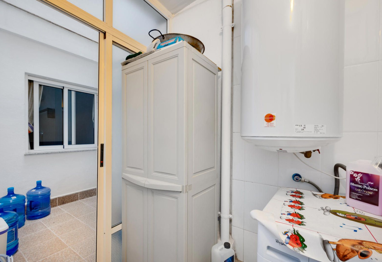 Resale · Apartment · Torrevieja · Puerto deportivo marina salinas