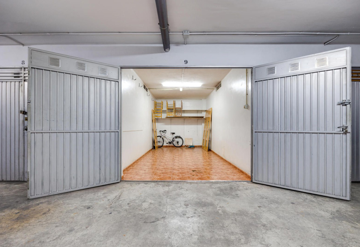 Resale · Apartment · Torrevieja · Puerto deportivo marina salinas