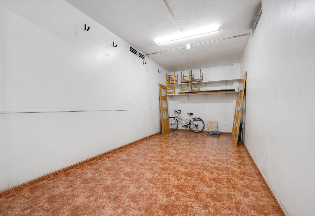 Resale · Apartment · Torrevieja · Puerto deportivo marina salinas