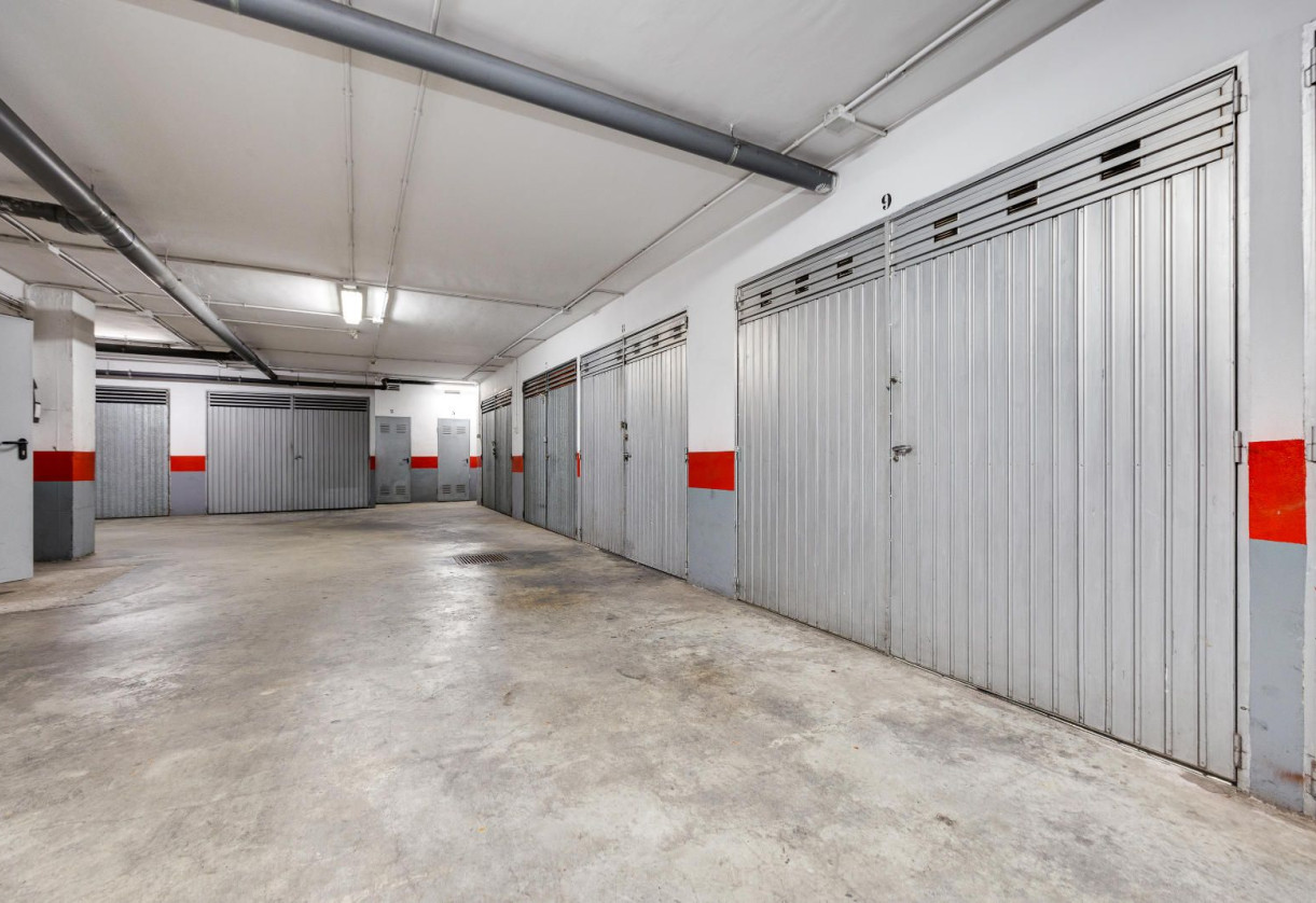 Resale · Apartment · Torrevieja · Puerto deportivo marina salinas