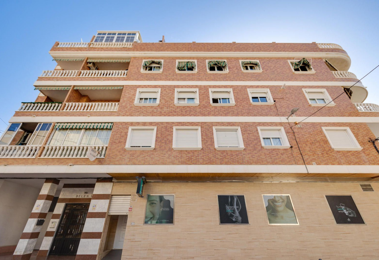 Resale · Apartment · Torrevieja · Puerto deportivo marina salinas