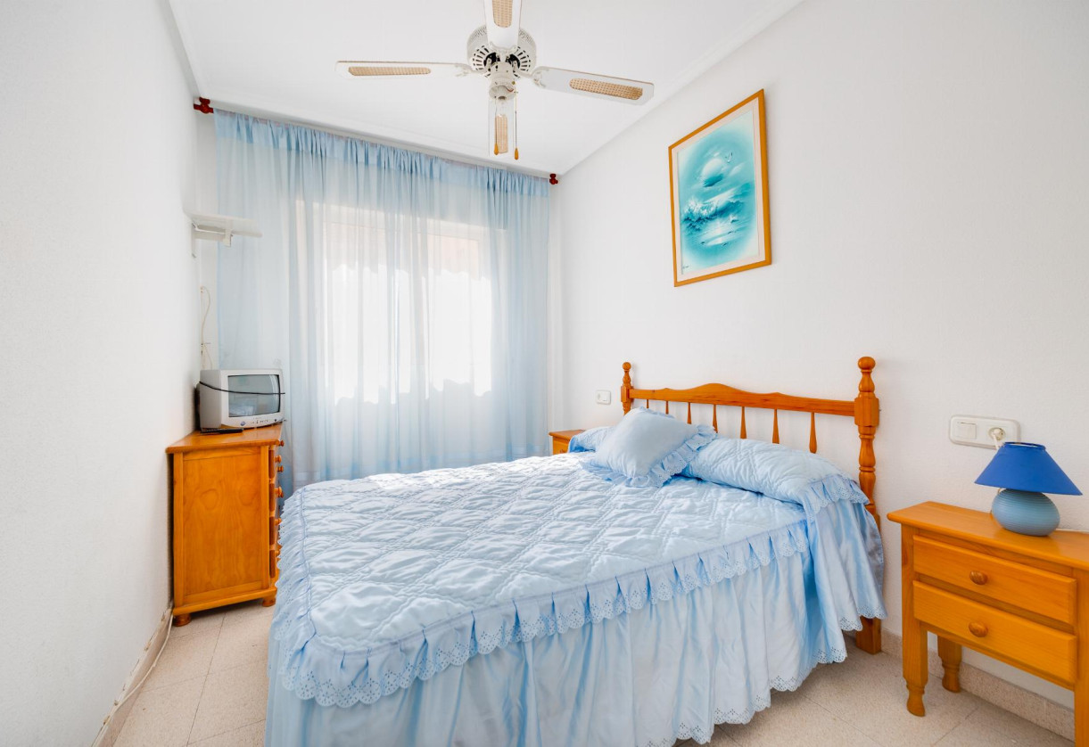 Rynek wtórny · APARTAMENTO · Torrevieja · Playa del Acequión