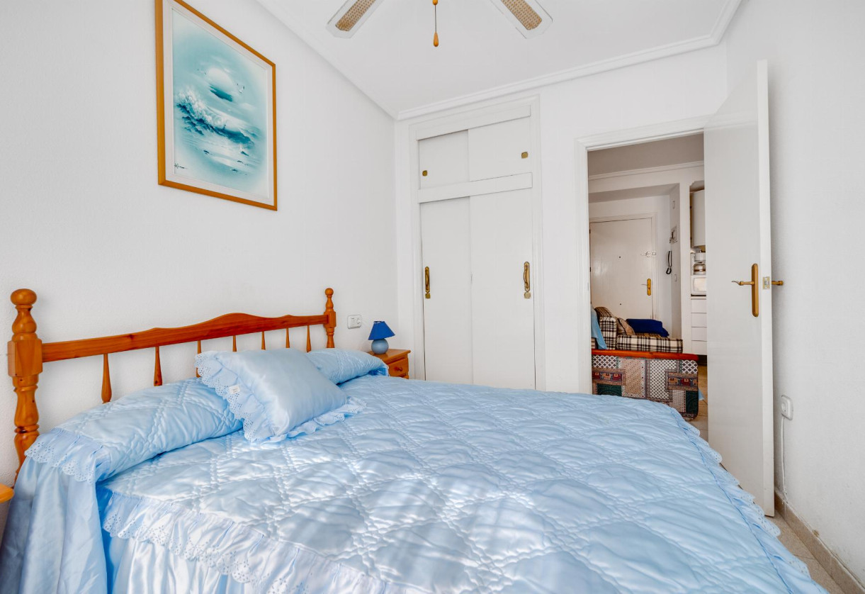 Rynek wtórny · APARTAMENTO · Torrevieja · Playa del Acequión