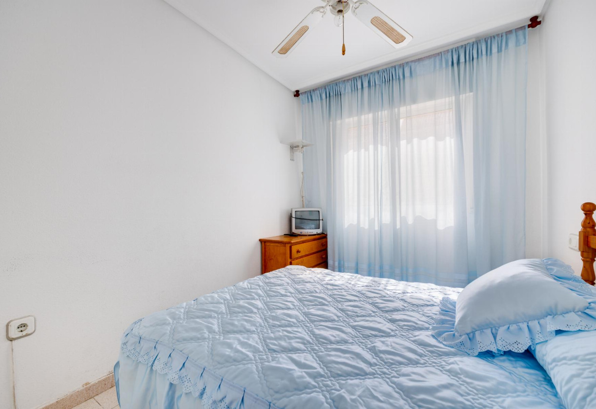 Rynek wtórny · APARTAMENTO · Torrevieja · Playa del Acequión