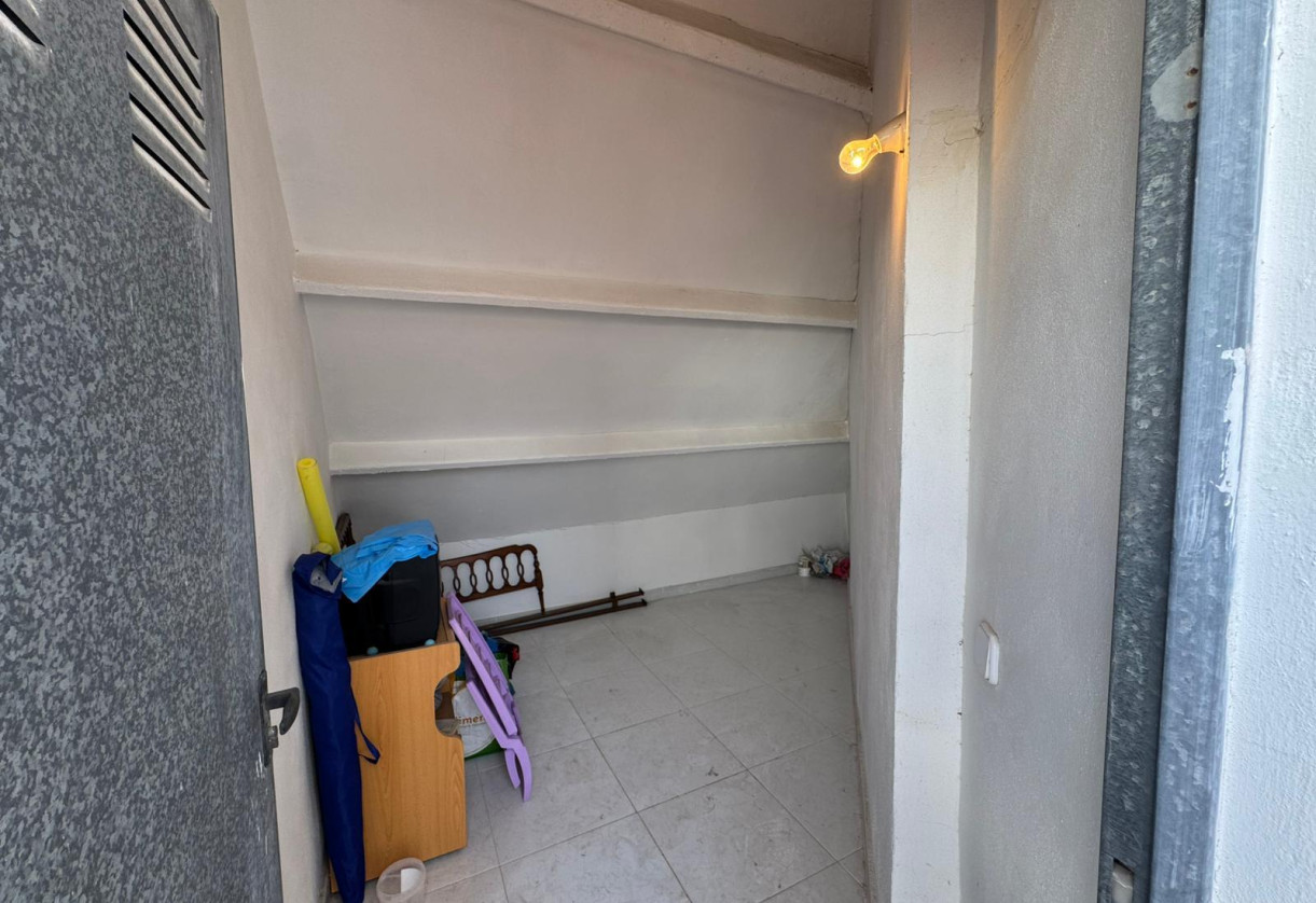 Rynek wtórny · APARTAMENTO · Torrevieja · Playa del Acequión