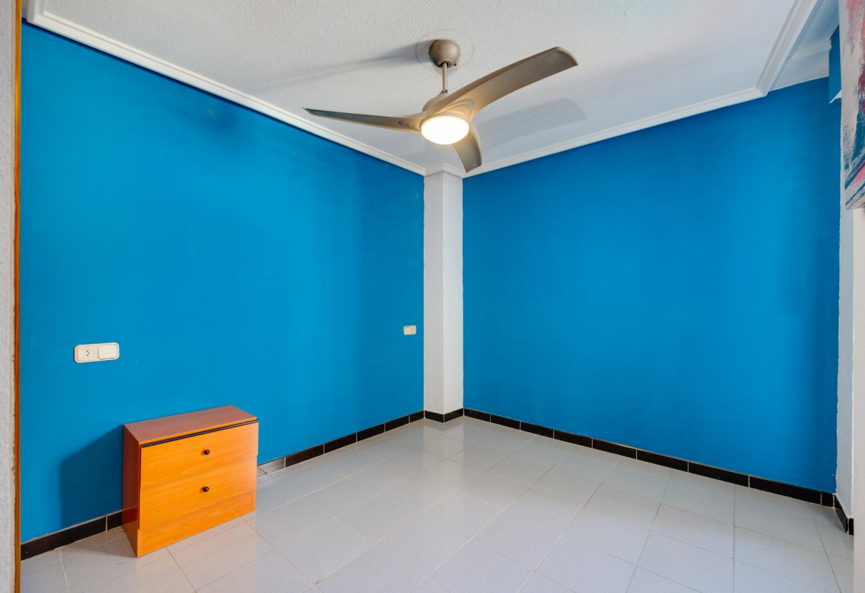 Rynek wtórny · APARTAMENTO · Torrevieja · Playa de Los Locos-Curva del Palangre