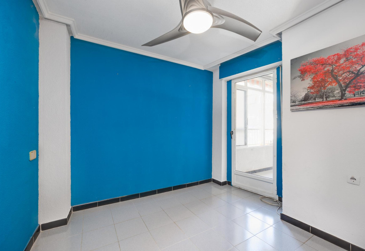 Rynek wtórny · APARTAMENTO · Torrevieja · Playa de Los Locos-Curva del Palangre