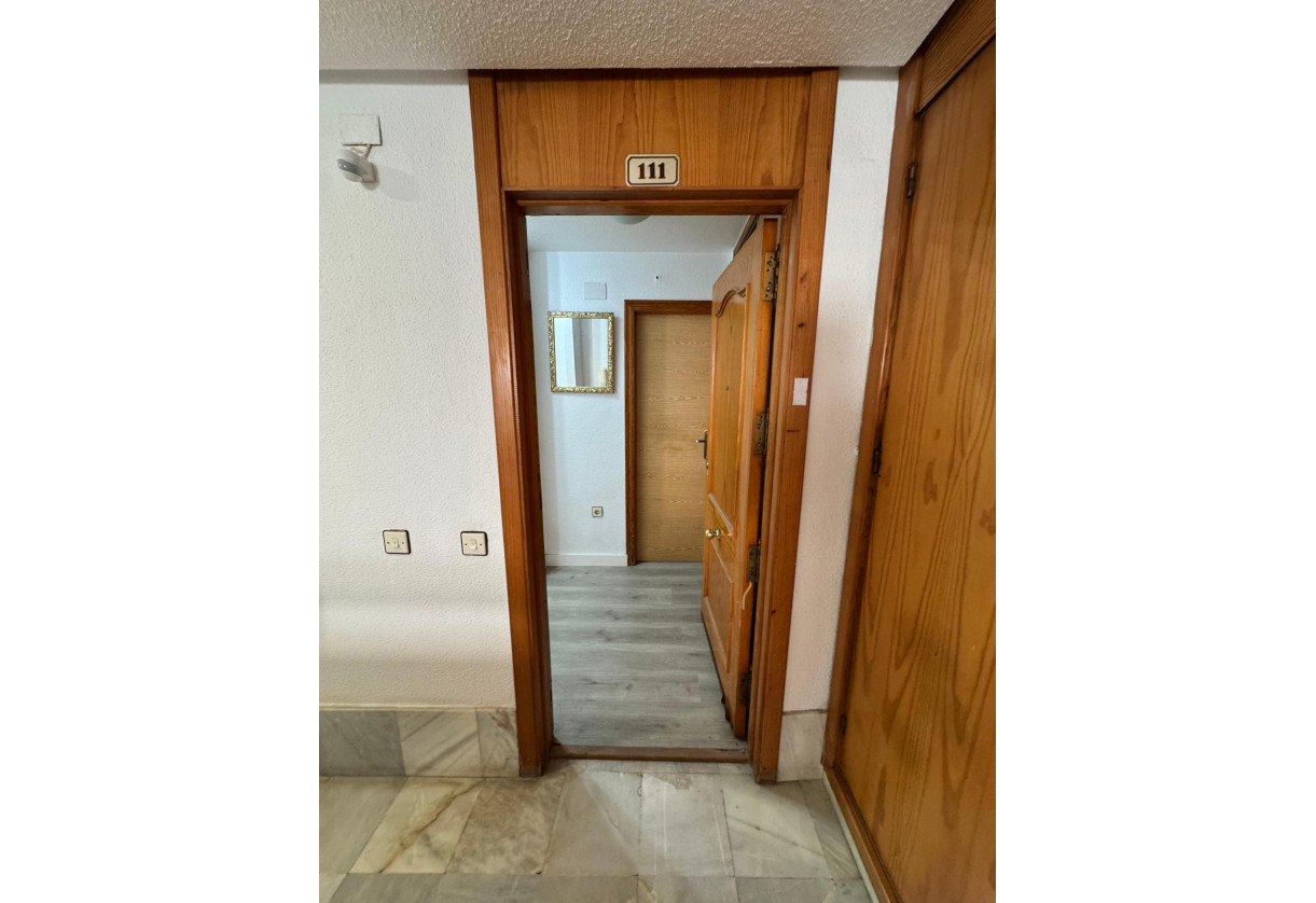 Rynek wtórny · Estudio · Torrevieja · Playa de Los Locos-Curva del Palangre