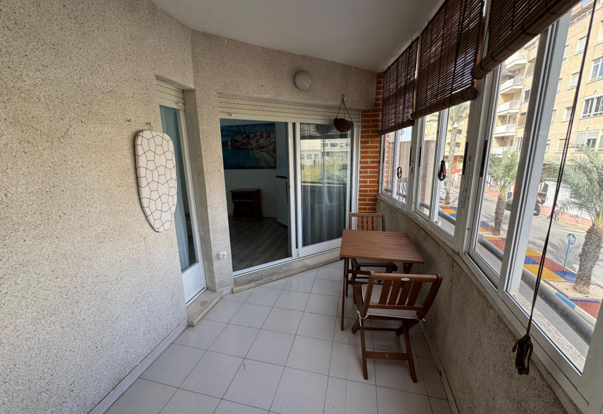 Rynek wtórny · Estudio · Torrevieja · Playa de Los Locos-Curva del Palangre