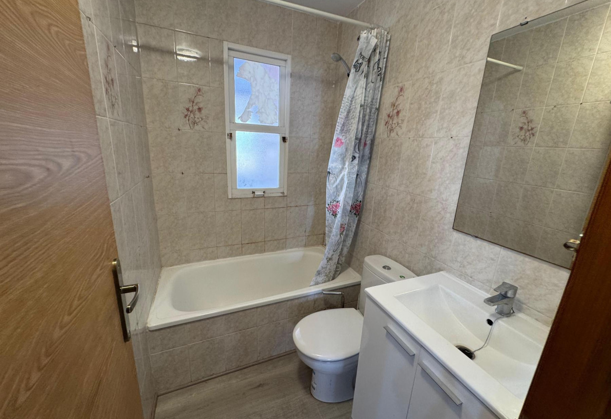 Rynek wtórny · Estudio · Torrevieja · Playa de Los Locos-Curva del Palangre