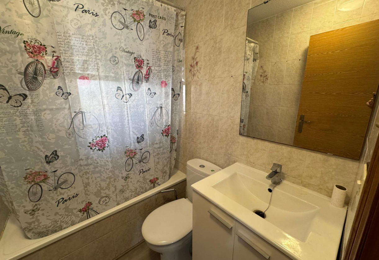 Rynek wtórny · Estudio · Torrevieja · Playa de Los Locos-Curva del Palangre