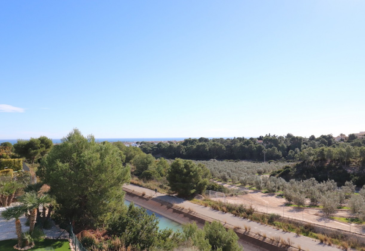 Reventa · Apartment · Villamartin