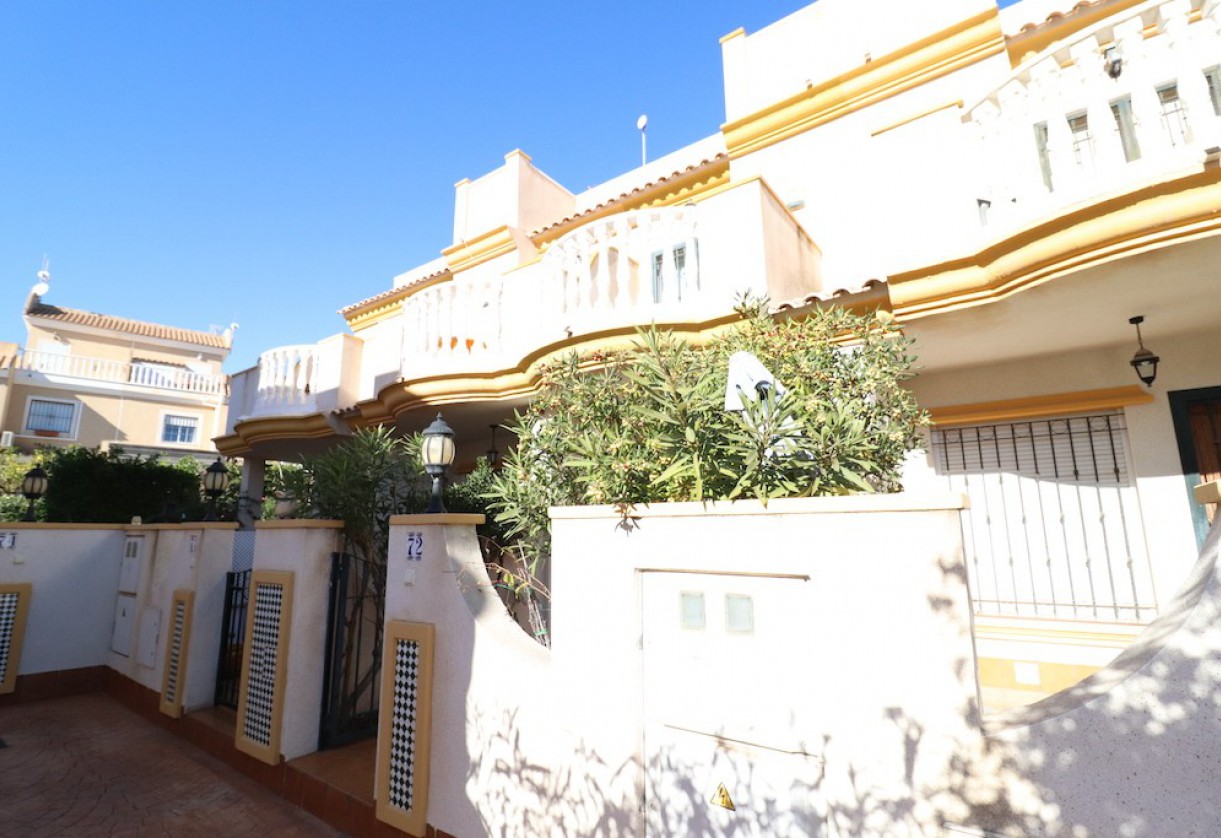 Rynek wtórny · Townhouse · Cabo Roig