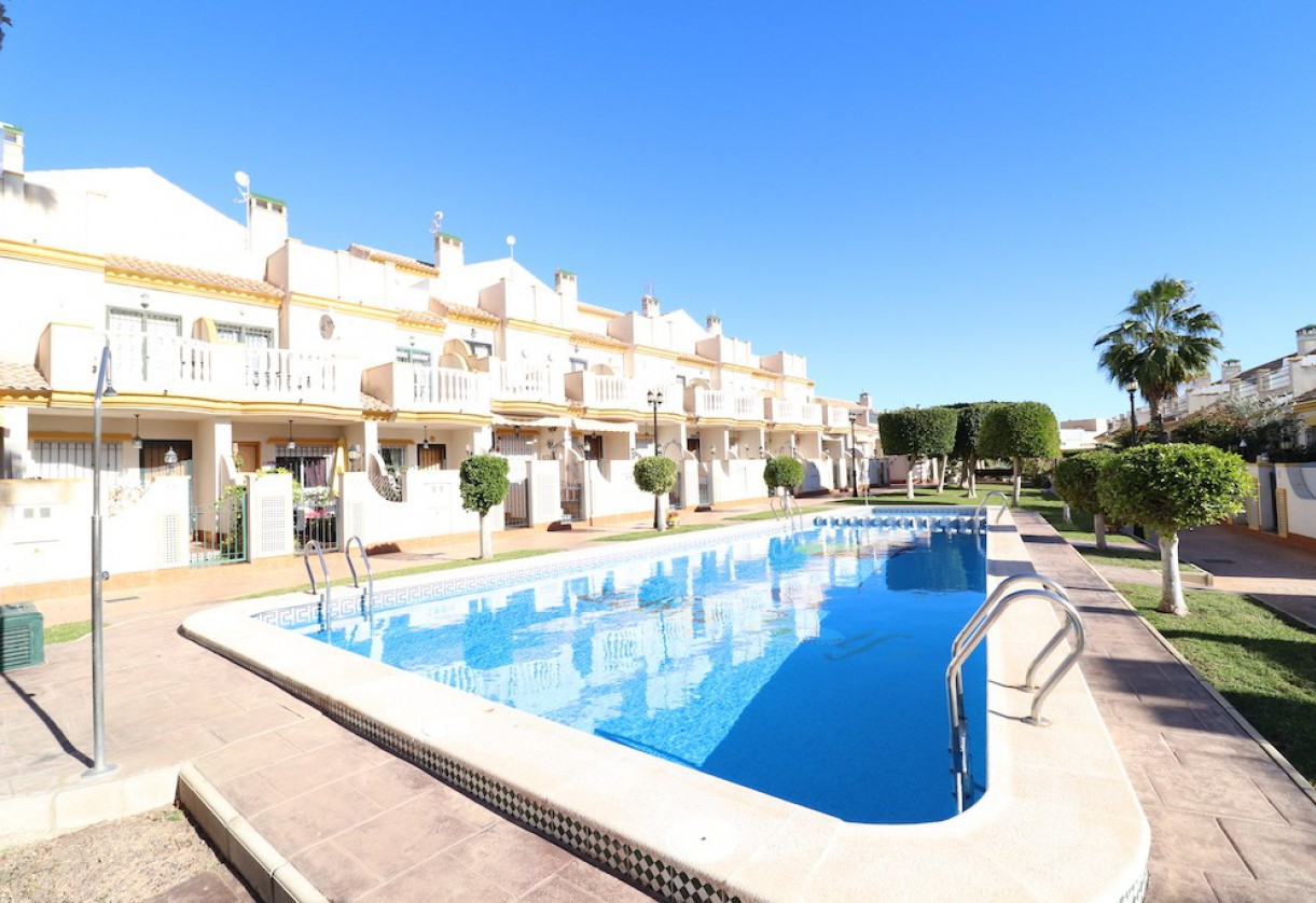 Rynek wtórny · Townhouse · Cabo Roig