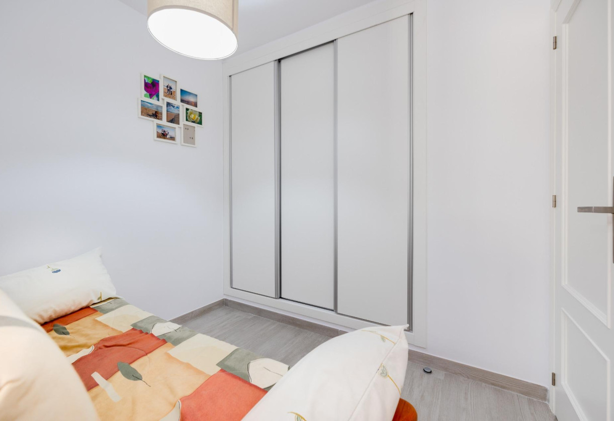 Rynek wtórny · Apartment · Torrevieja · La Mata