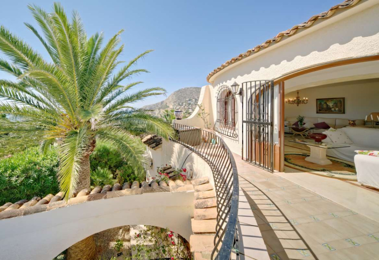 Sale · detached house · Calpe