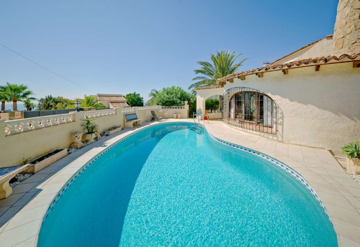 Sale · detached house · Calpe