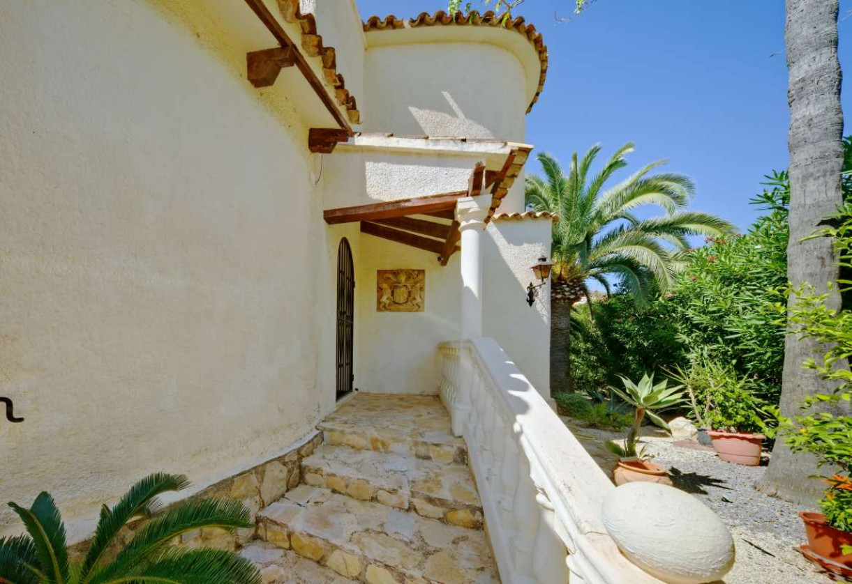 Sale · detached house · Calpe