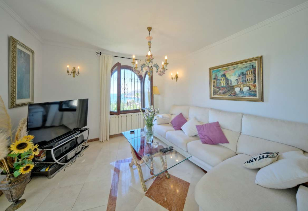 Sale · detached house · Calpe