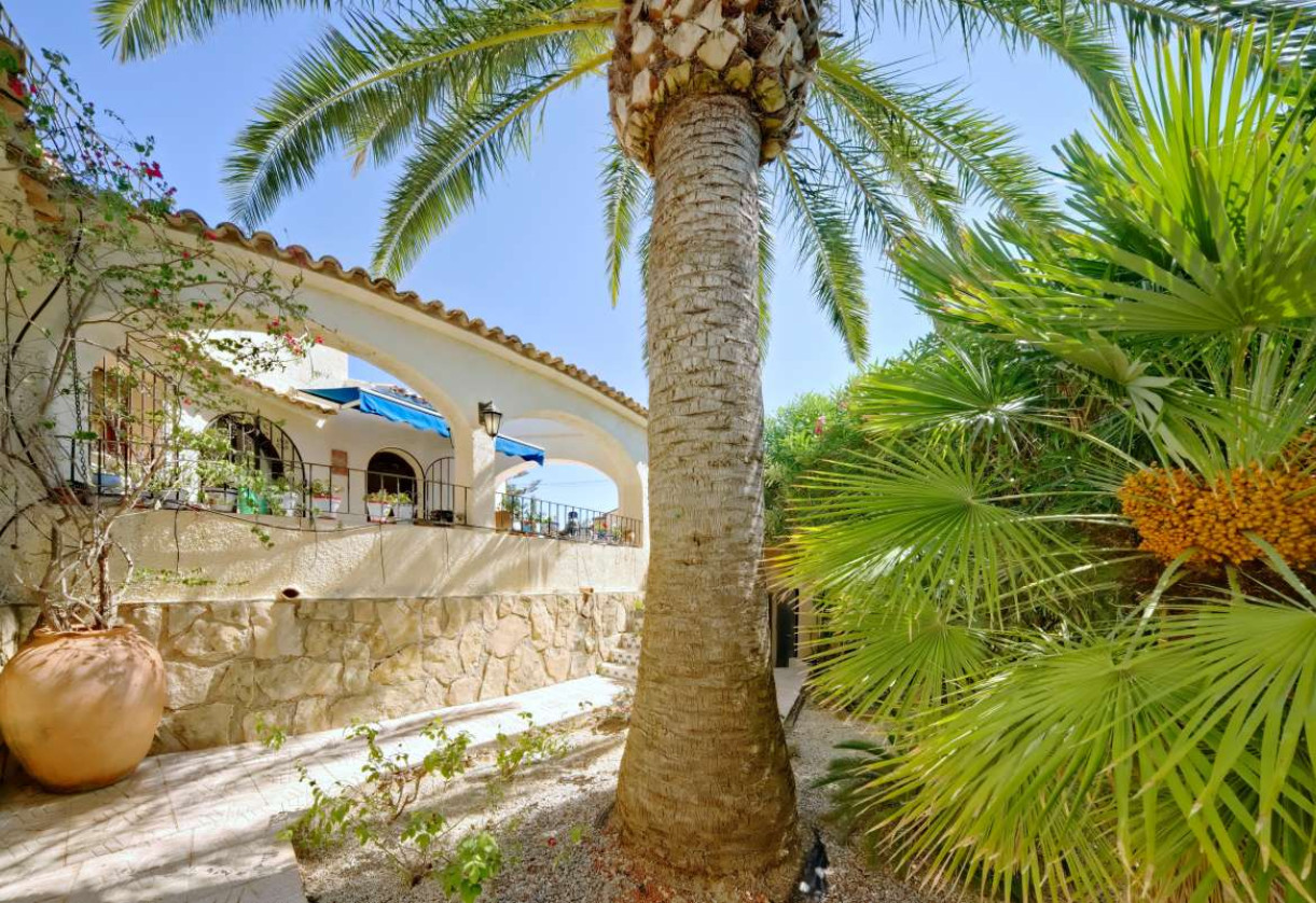 Sale · detached house · Calpe