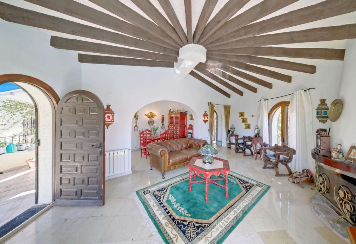 Sale · detached house · Calpe
