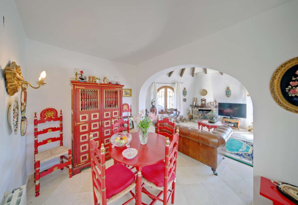 Sale · detached house · Calpe